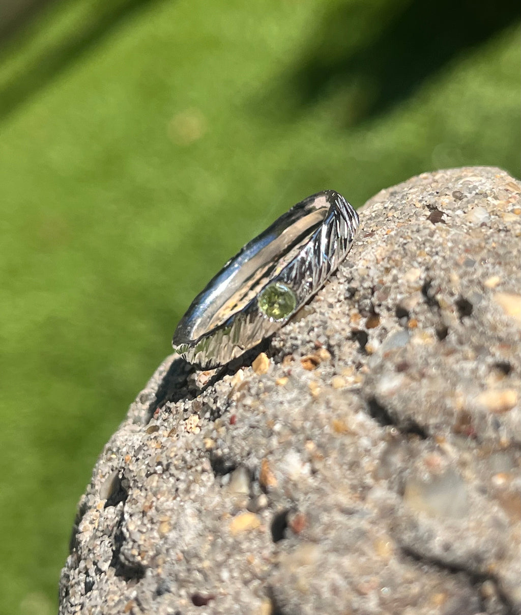 Feather Texture Natural Gemstone Ring