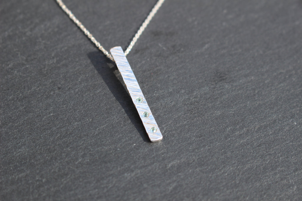 Feather Texture Natural Gemstone Necklace