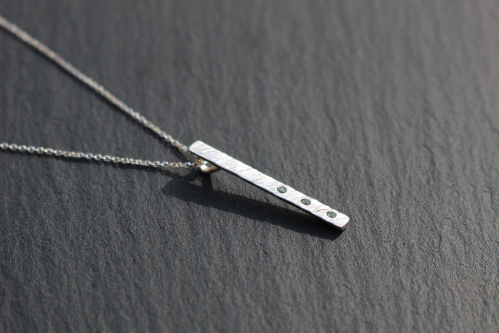 Feather Texture Natural Gemstone Necklace
