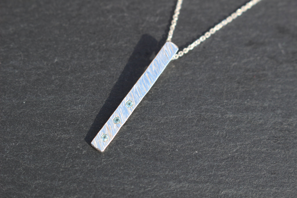 Feather Texture Natural Gemstone Necklace