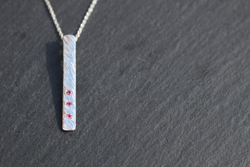 Feather Texture Natural Gemstone Necklace