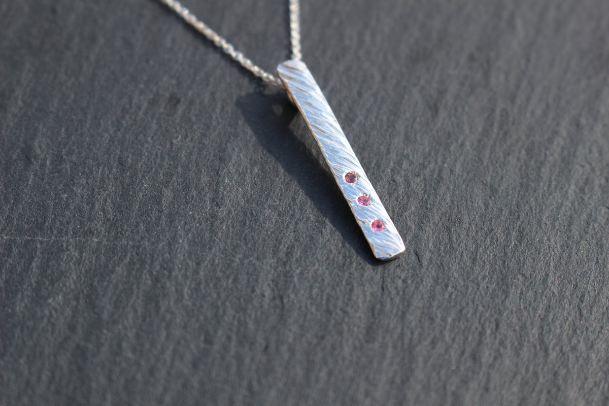 Feather Texture Natural Gemstone Necklace